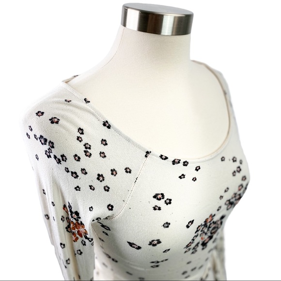 NEW Free People To The Tropics Bodycon Top Cream Tea Floral Print Size XS - Picture 9 of 13